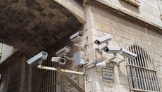 Οι άδειοι δρόμοι των Ιεροσολύμων γεμάτοι...κάμερες