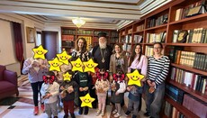 Τα παιδιά του Βρεφονηπιακού Σταθμού και του ΚΔΑΠ στον Μητροπολίτη Κερκύρας