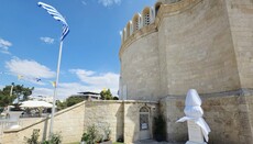 Αποκάλυψη προτομής του πρώτου Μητροπολίτη Γλυφάδας Παύλου Τσαούσογλου