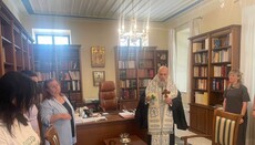 Αγιασμός του νέου μηνός στα Γραφεία της Μητροπόλεως Θεσσαλιώτιδος