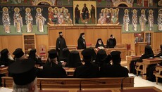 Αποδοχές Αρχιερέων αυξάνονται έως 95% με διάταξη πολυνομοσχεδίου