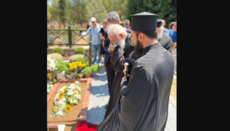 Ο Αρχιεπίσκοπος Ιερώνυμος προσκύνησε τον τάφο του Αγίου Παϊσίου στη Σουρωτή