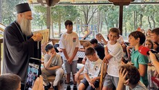 Ο Πατριάρχης Πορφύριος επισκέφθηκε τη Θερινή Θεολογική Σχολή στην Άβαλα