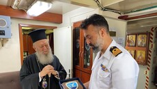 Μητροπολίτης Χαλκίδος επισκέφθηκε την πυραυλάκατο «Υποπλοίαρχος Μυκόνιος»