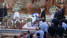 Με τιμές ήρωα κηδεύτηκε στο Αγρίνιο ο ανθυποπυραγός Κ. Λαιμοδέτης