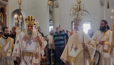 Δισαρχιερατική Θεία Λειτουργία τελέσθηκε στην Ιερά Μονή Ταξιαρχών Πηλίου