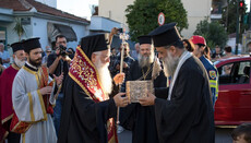 H Νέα Ιωνία Βόλου υποδέχθηκε τη Τιμία Κάρα της Αγίας Βαρβάρας