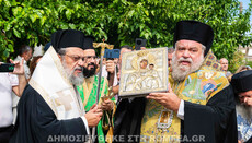 Λαοθάλασσα πιστών υποδέχθηκε την Παναγία Βουλκανιώτισσα στη Μεσσήνη