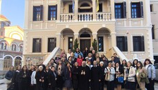 Προσκυνητές από τα Πεύκα Θεσσαλονίκης επισκέφθηκαν τον Μητροπολίτη Φλωρίνης