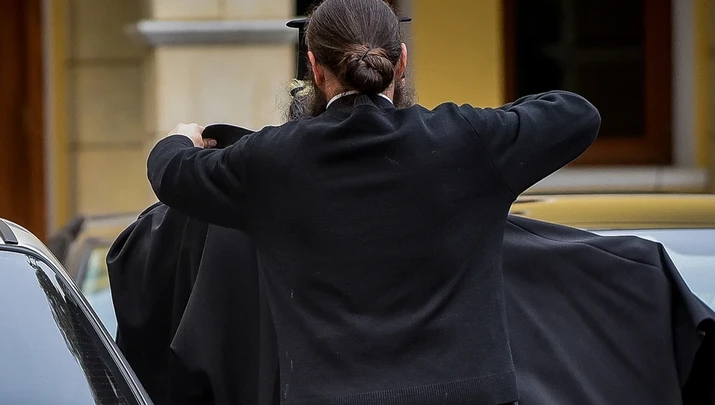 Ρουμάνος ρασοφόρος συνελήφθη στην Ουρανούπολη με ευρωπαϊκό ένταλμα