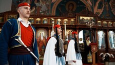 Οι Εύζωνες επισκέφθηκαν το Κολλέγιο του Αγίου Σπυρίδωνος στο Σύδνεϋ
