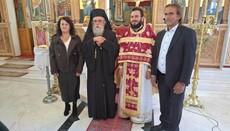 Χειροτονήθηκε Πρεσβύτερος από τον Μητροπολίτη Αθανάσιο στον Λουκά Ηλείας