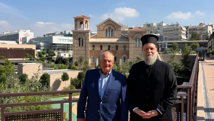 Ο Κώστας Καραμανλής επισκέφθηκε τον Μητροπολίτη Γαβριήλ στη Νέα Ιωνία