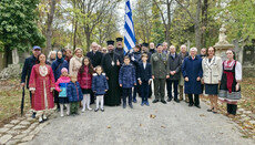 Ο Αυστρίας Αρσένιος τίμησε τις εθνικές επετείους στη Βιέννη.