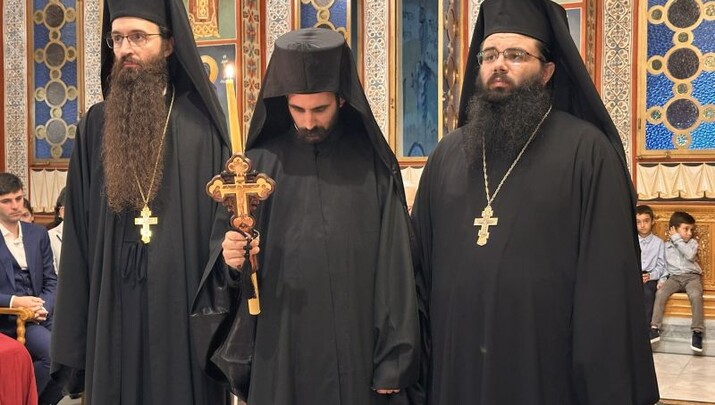 Ο Τρίκκης Χρυσόστομος ευλόγησε μοναχική κουρά στην Αθήνα