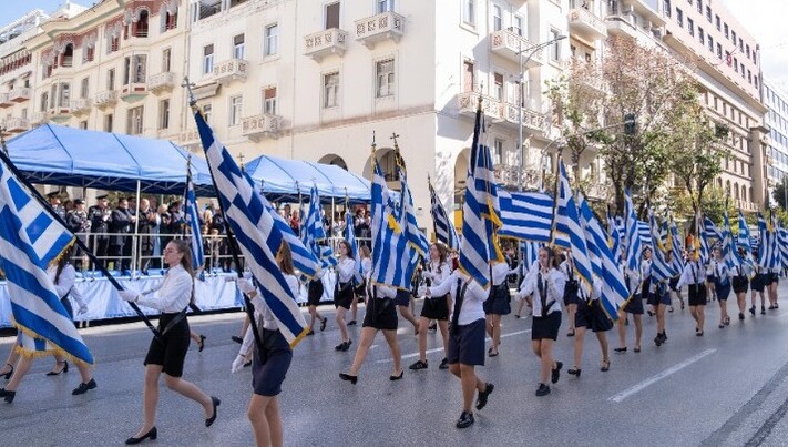 Μαθητική παρέλαση 28ης Οκτωβρίου στη Θεσσαλονίκη, φωτο: ΑΠΕ-ΜΠΕ