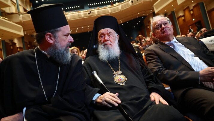 Ο Αρχιεπίσκοπος Ιερώνυμος τίμησε τον Πανάγιο Τάφο στη Θεσσαλονίκη