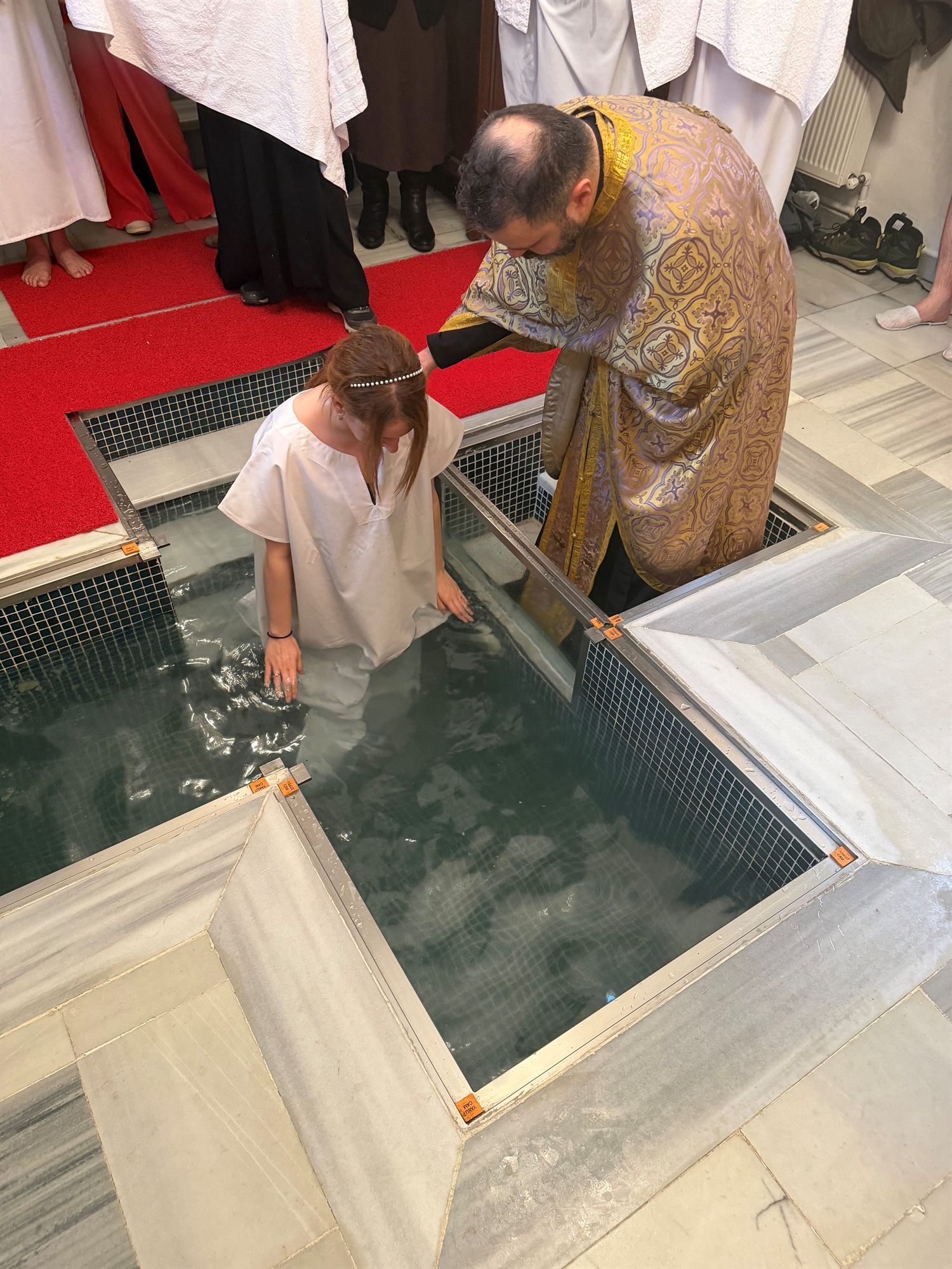 c462a03fc1fcda04ee21433de4ae0eb8_vaptisi-anthoussa.jpg (1.88 MB)