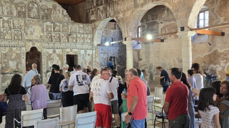 Η εορτή του Αγίου Κοσμά του Αιτωλού στο Βούνo της Χιμάρας фото 2