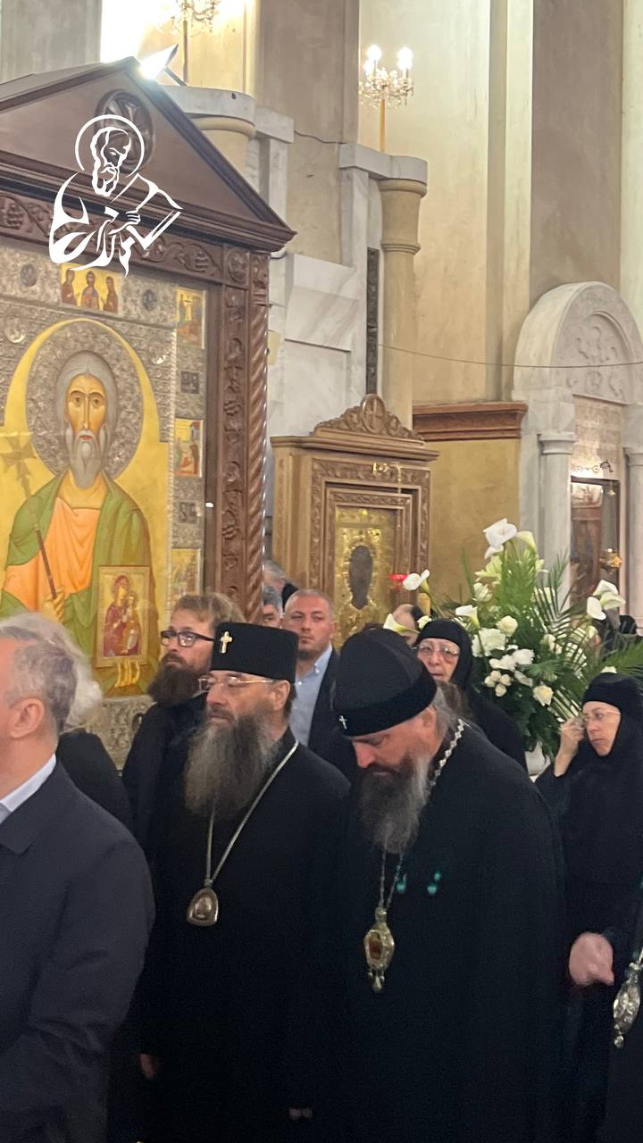 Η Εξόδιος Ακολουθία του Πατριάρχη Γεωργίας Ηλία Β' фото 23