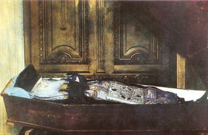 Κοίμηση Αγίου Νεκταρίου και θαύματα