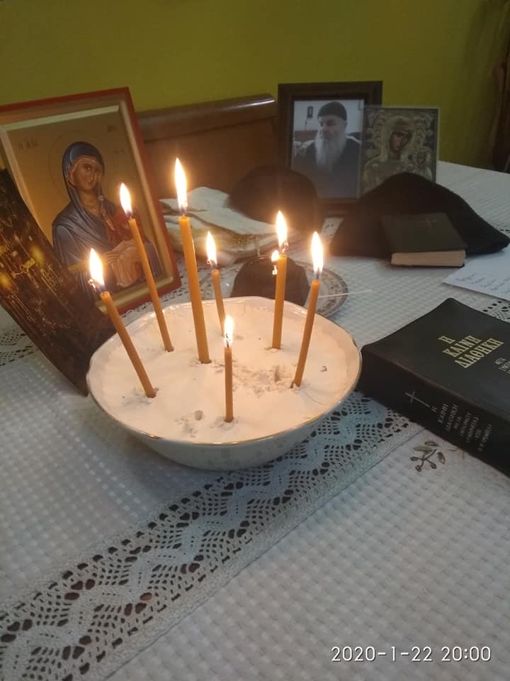 &Tau;&omicron; &sigma;&kappa;&omicron;&upsilon;&phi;ά&kappa;&iota; &Tau;&omicron;&upsilon; &Alpha;&gamma;ί&omicron;&upsilon; &Pi;&alpha;&iota;&sigma;ί&omicron;&upsilon; &kappa;&alpha;&iota; &tau;&omicron; &sigma;&kappa;&omicron;&upsilon;&phi;ά&kappa;&iota; &tau;&omicron;&upsilon; &Pi;&alpha;&pi;&alpha;-&Lambda;&alpha;&upsilon;&rho;έ&nu;&tau;&eta;