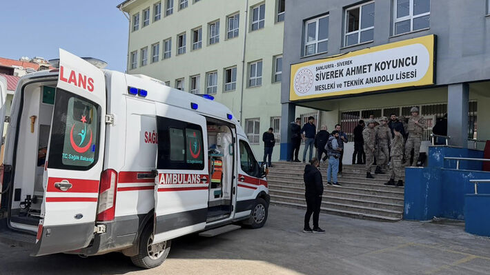 &tau;&rho;2.jpg (81 KB)