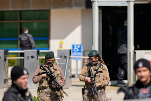 10 &Nu;&Epsilon;&Kappa;&Rho;&Omicron;&Iota; &Sigma;&Epsilon; &Nu;&Epsilon;&Omicron; &Mu;&Alpha;&Kappa;&Epsilon;&Lambda;&Epsilon;&Iota;&Omicron; &Sigma;&Epsilon; &Sigma;&Chi;&Omicron;&Lambda;&Epsilon;&Iota;&Omicron; &Sigma;&Tau;&Eta;&Nu; &Tau;&Omicron;&Upsilon;&Rho;&Kappa;&Iota;&Alpha;