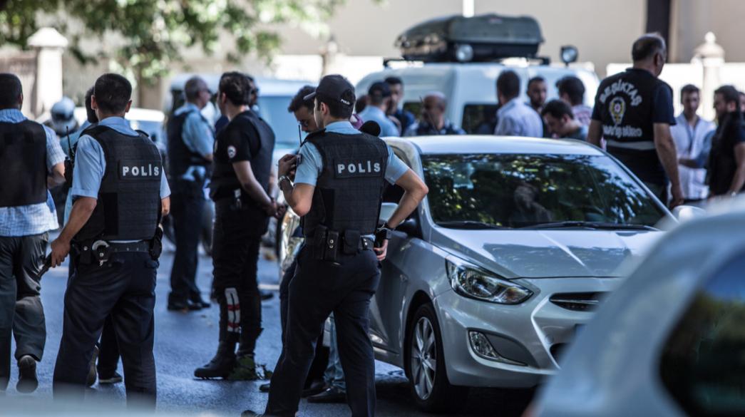 10 &Nu;&Epsilon;&Kappa;&Rho;&Omicron;&Iota; &Sigma;&Epsilon; &Sigma;&Chi;&Omicron;&Lambda;&Epsilon;&Iota;&Omicron; &Sigma;&Tau;&Eta;&Nu; &Tau;&Omicron;&Upsilon;&Rho;&Kappa;&Iota;&Alpha;