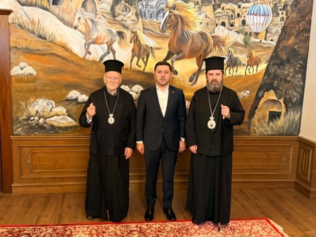 Ο Πατριάρχης Βαρθολομαίος με τον Αρχιεπίσκοπο Αλβανίας στην Καππαδοκία - μια φωτογραφία 4