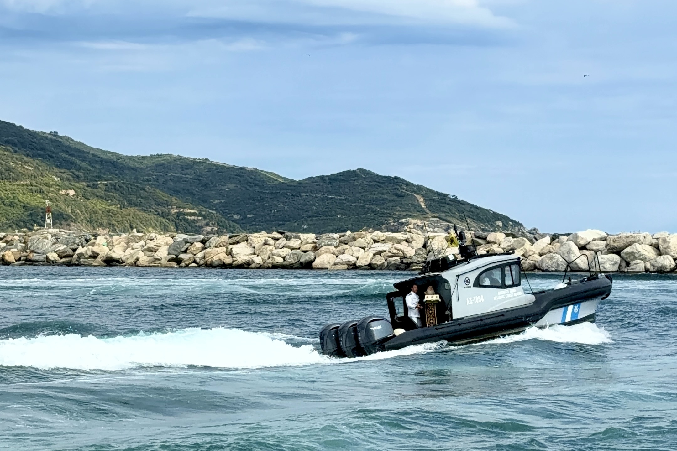 Η Αγία Ζώνη αναχώρησε από το Βατοπαίδι και μεταφέρεται στο Βελιγράδι - μια φωτογραφία 6