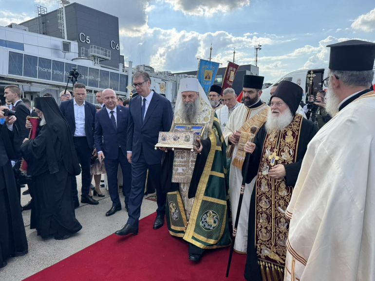 Η Τίμια Ζώνη της Θεοτόκου από το Βατοπαίδι έφτασε στο Βελιγράδι - μια φωτογραφία 13