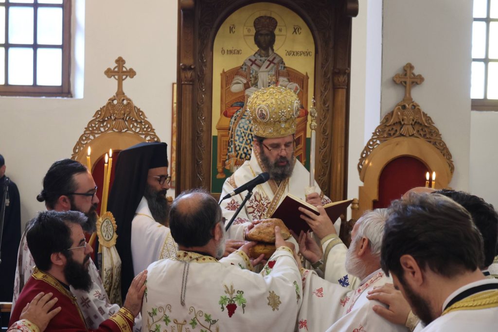 Η εορτή της Αναλήψεως στην Εκκλησία της Αλβανίας - μια φωτογραφία 3