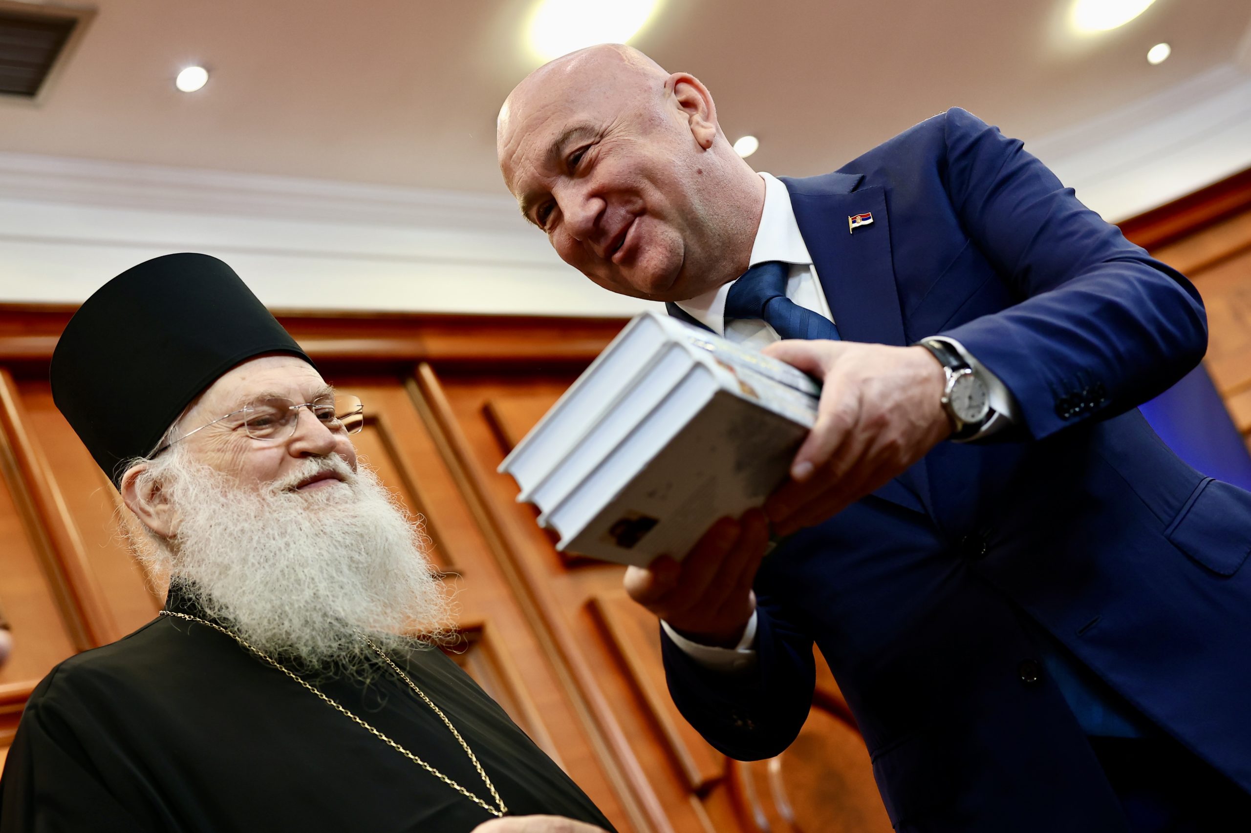 Γέροντας Εφραίμ Βατοπαιδίου: διάλεξη στη Θεολογική Σχολή Βελιγραδίου παρουσία του Πατριάρχη Πορφυρίου - μια φωτογραφία 8