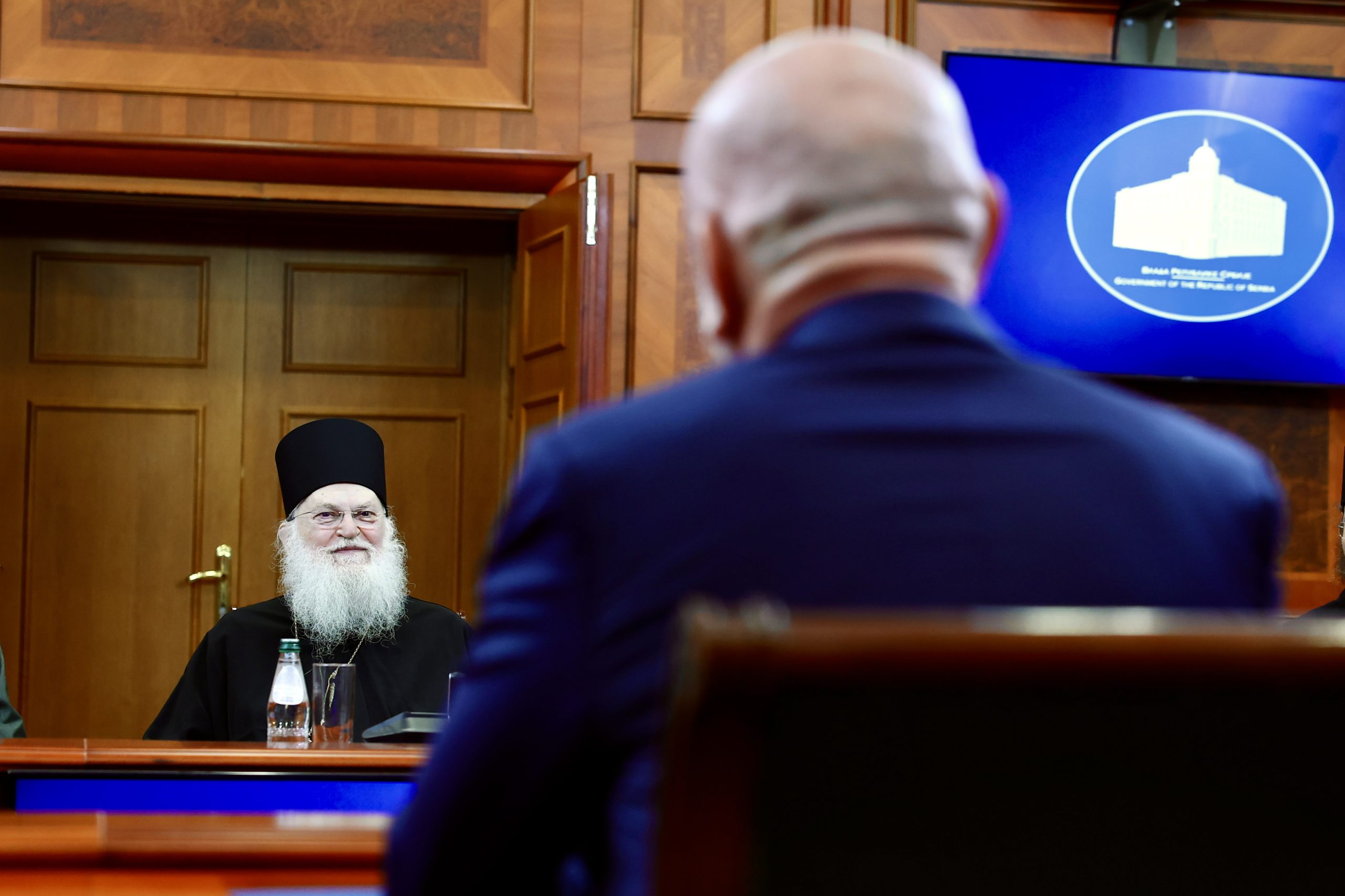 Γέροντας Εφραίμ Βατοπαιδίου: διάλεξη στη Θεολογική Σχολή Βελιγραδίου παρουσία του Πατριάρχη Πορφυρίου - μια φωτογραφία 11