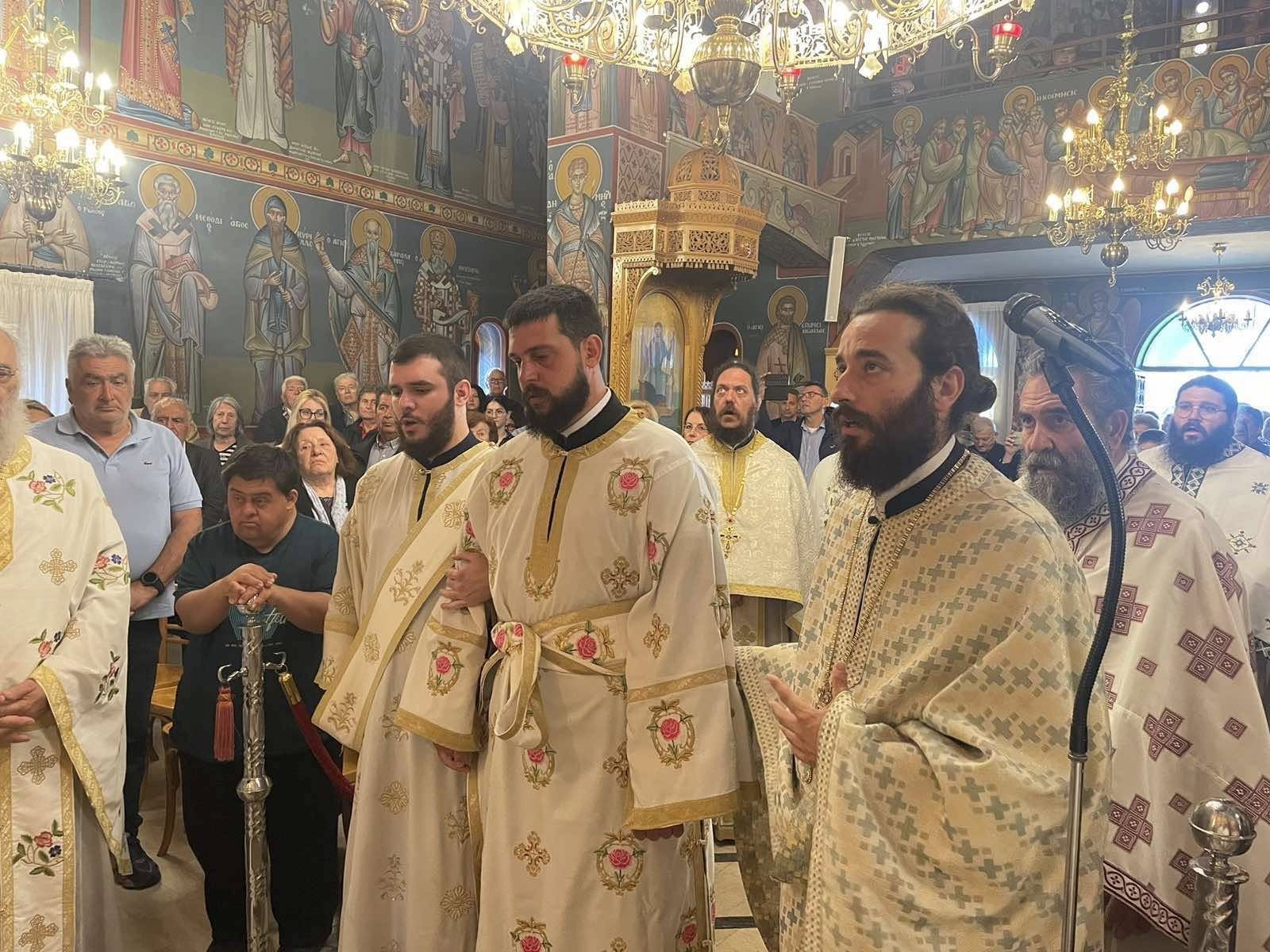 Χειροτονία Διακόνου στην Αίγινα από τον Μητροπολίτη Ύδρας Εφραίμ - μια φωτογραφία 5