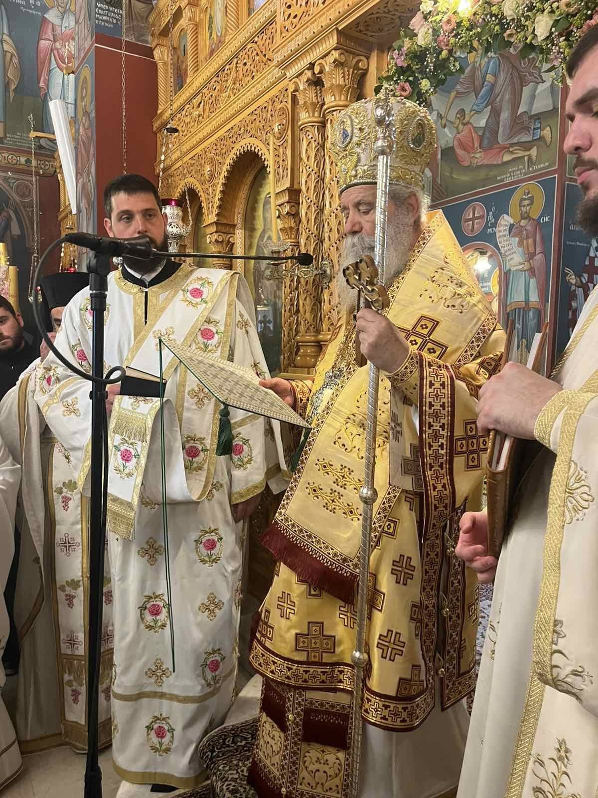 Χειροτονία Διακόνου στην Αίγινα από τον Μητροπολίτη Ύδρας Εφραίμ - μια φωτογραφία 8