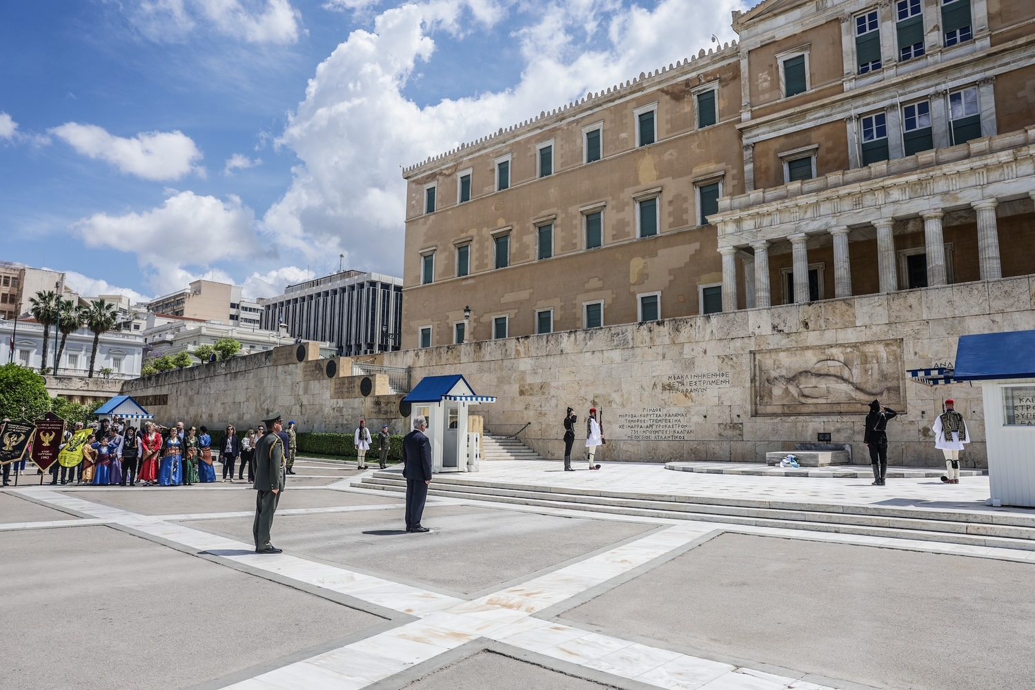 Ο Πρόεδρος της Δημοκρατίας κατέθεσε στεφάνι για τη Γενοκτονία των Ποντίων - μια φωτογραφία 1