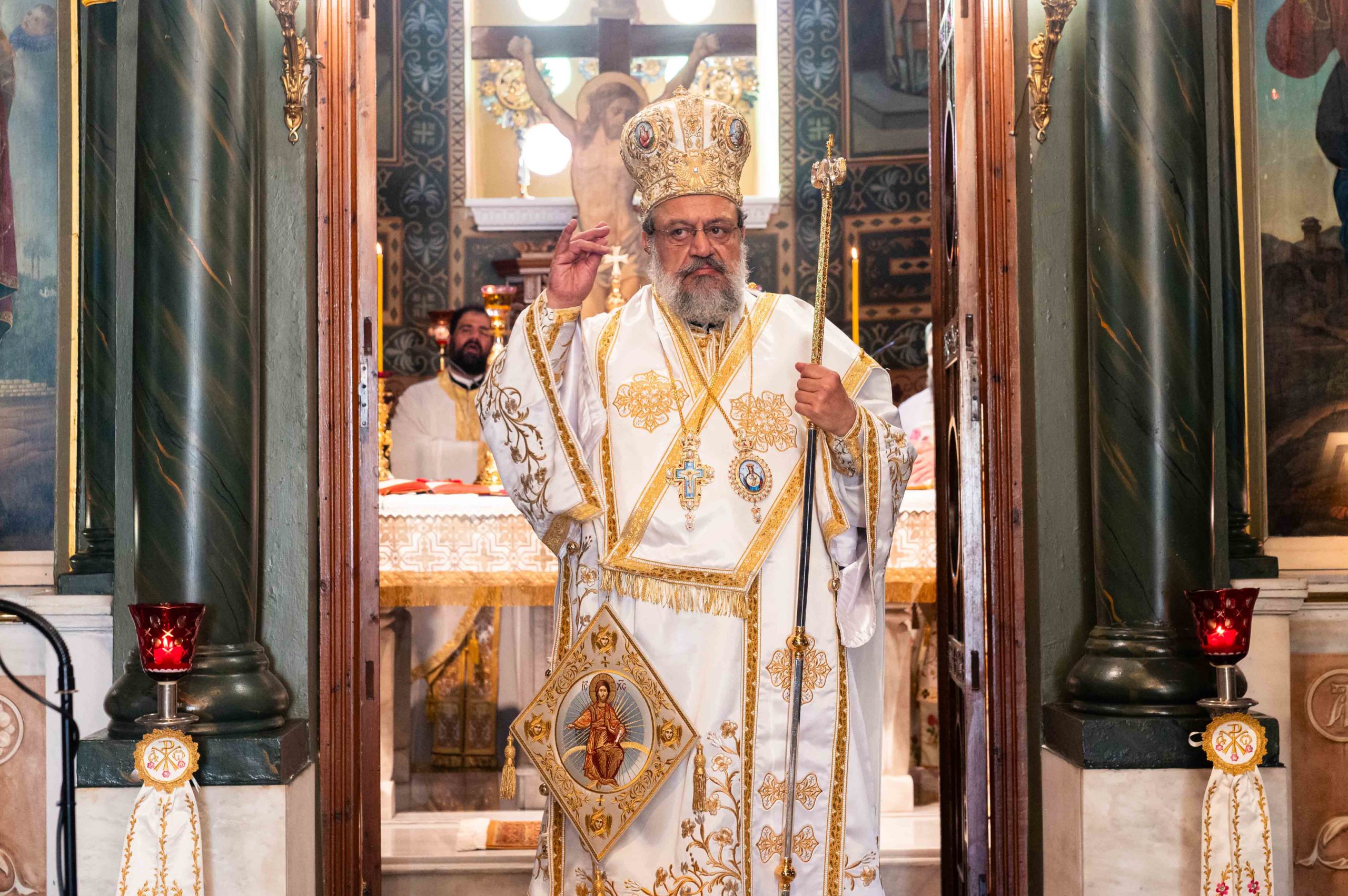 Πολυαρχιερατικό συλλείτουργο στην Καλαμάτα για την Α' Οικουμενική Σύνοδο - μια φωτογραφία 5