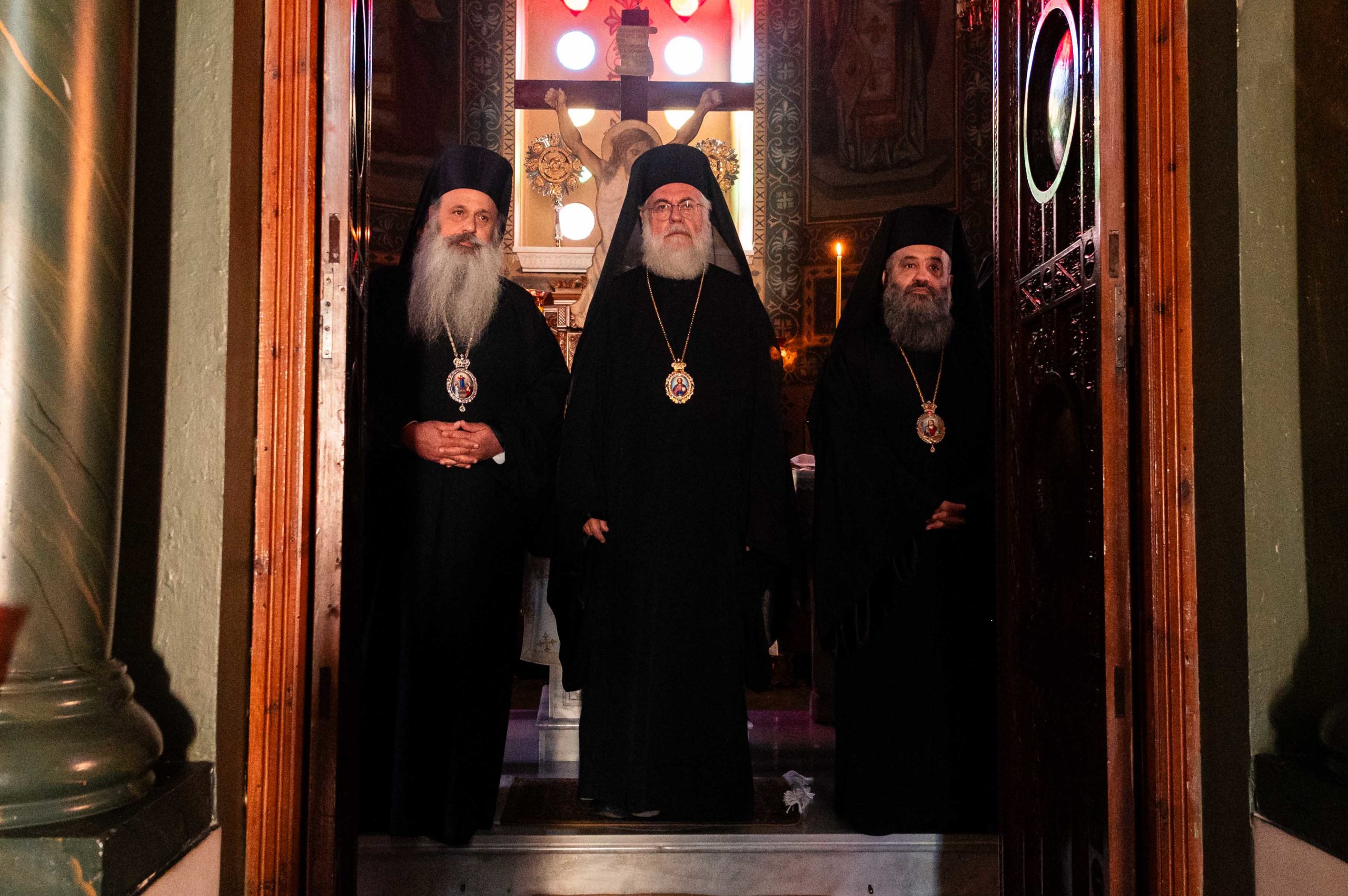 Πολυαρχιερατικό συλλείτουργο στην Καλαμάτα για την Α' Οικουμενική Σύνοδο - μια φωτογραφία 17