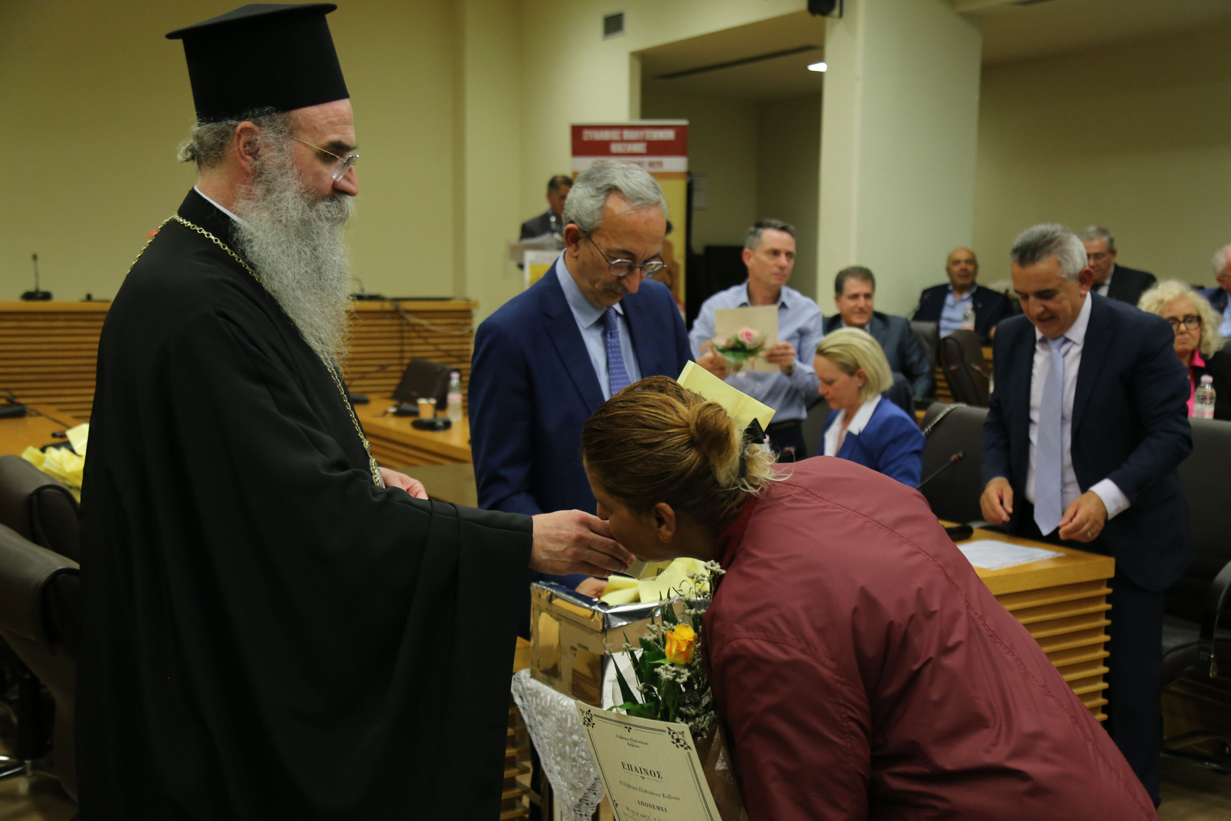 Βραβεύσεις πολυτέκνων στην Κοζάνη από Ι.Μ. Βατοπαιδίου και Μητρόπολη Σερβίων - μια φωτογραφία 4