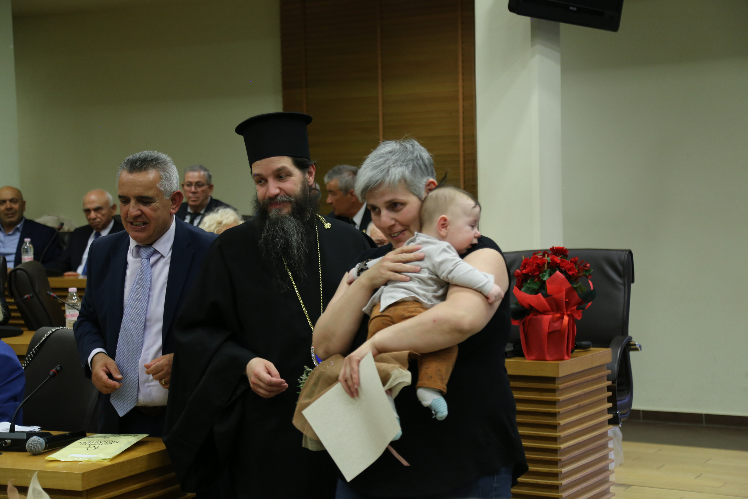 Βραβεύσεις πολυτέκνων στην Κοζάνη από Ι.Μ. Βατοπαιδίου και Μητρόπολη Σερβίων - μια φωτογραφία 7