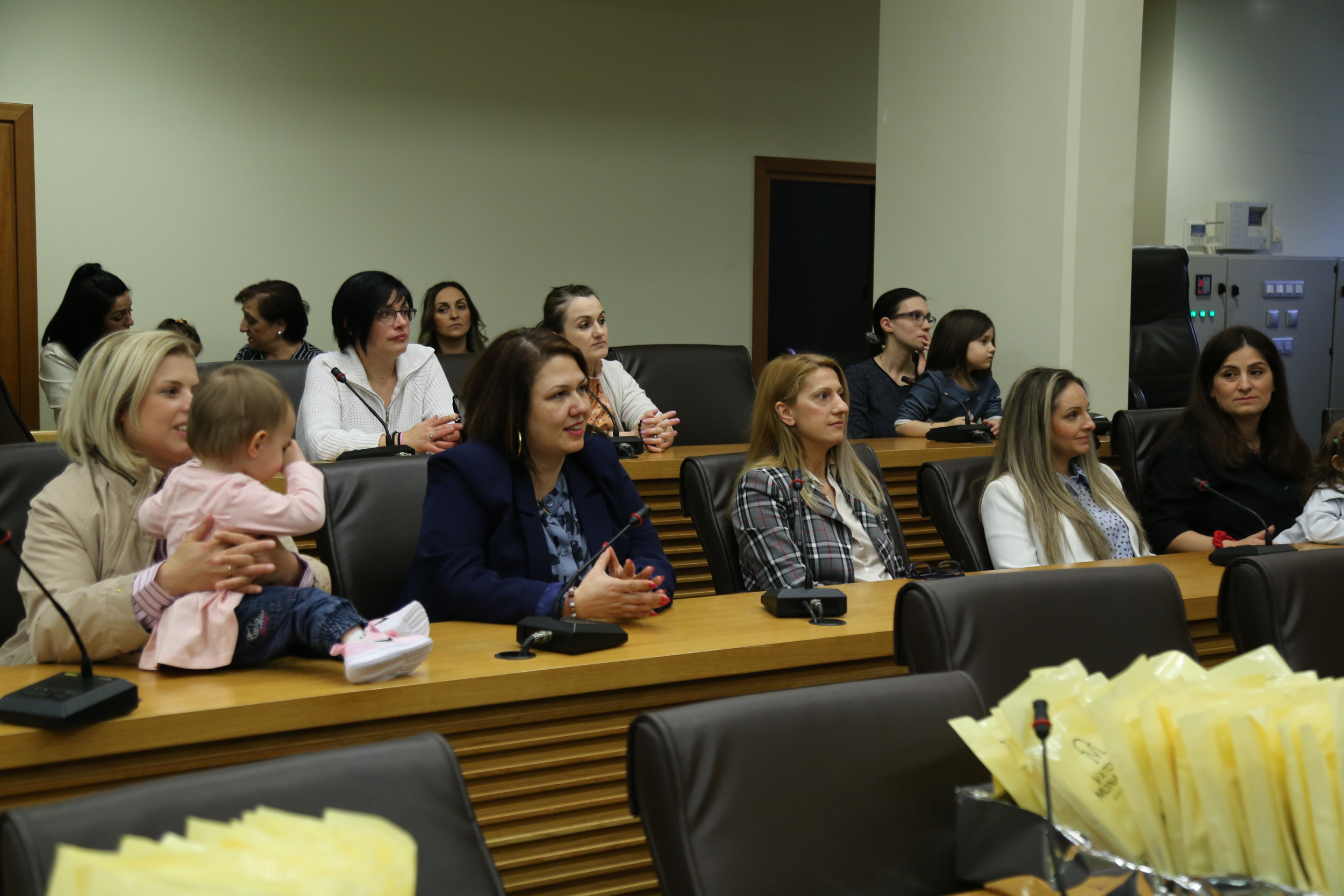 Βραβεύσεις πολυτέκνων στην Κοζάνη από Ι.Μ. Βατοπαιδίου και Μητρόπολη Σερβίων - μια φωτογραφία 11
