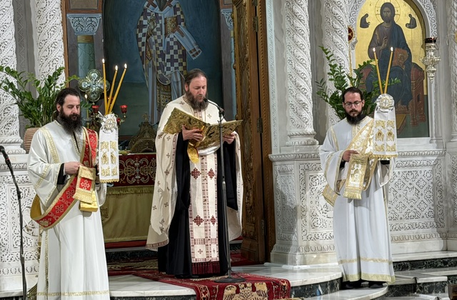 Παράκληση για τις Πανελλαδικές στον ναό του Αποστόλου Ανδρέα στην Πάτρα - μια φωτογραφία 4