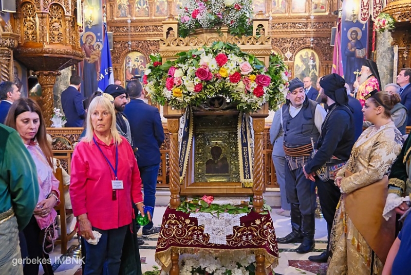 Υποδοχή της εικόνας της Παναγίας Σουμελά στη Νέα Κηφισιά - μια φωτογραφία 6