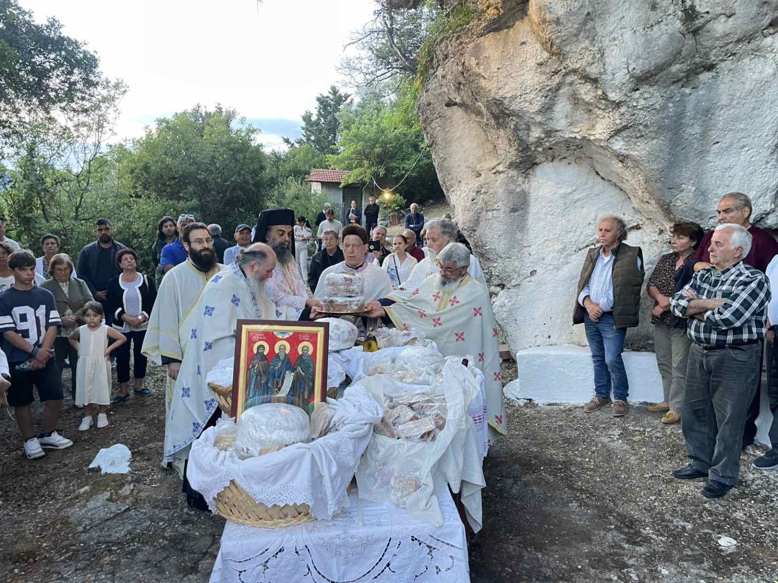 Η μνήμη των 318 Πατέρων τιμήθηκε στην Ιερά Μονή Αγίων Πατέρων Λευκάδος - μια φωτογραφία 4