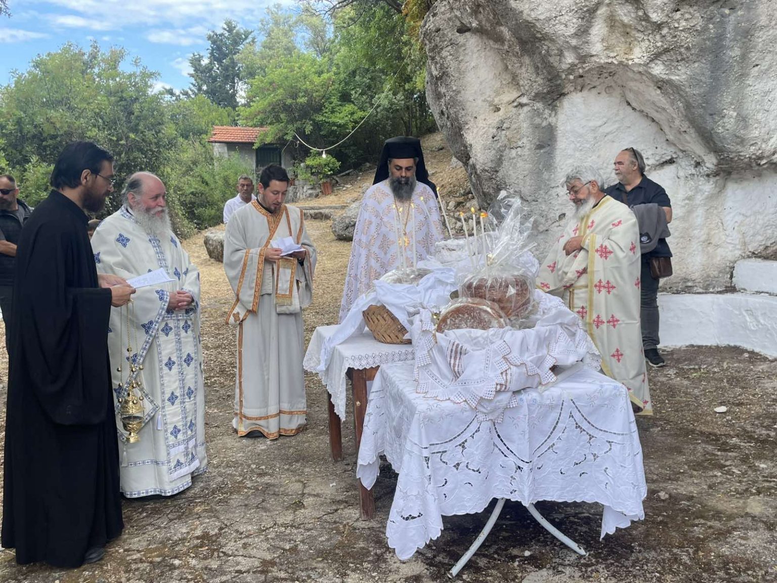 Η μνήμη των 318 Πατέρων τιμήθηκε στην Ιερά Μονή Αγίων Πατέρων Λευκάδος - μια φωτογραφία 5