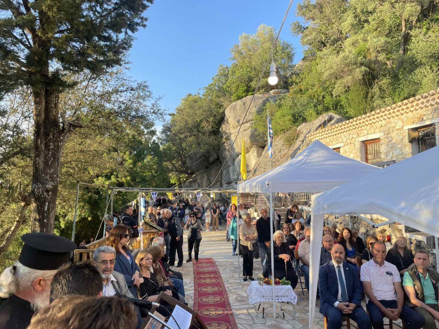 Η μνήμη των 318 Πατέρων τιμήθηκε στην Ιερά Μονή Αγίων Πατέρων Λευκάδος - μια φωτογραφία 12