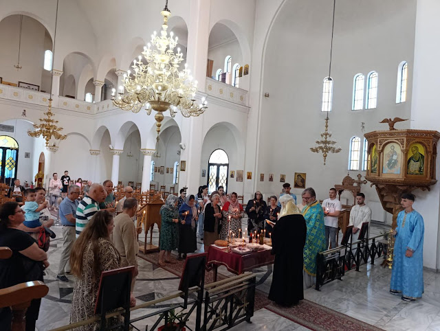 Ψυχοσάββατο στην Αλβανία: επιμνημόσυνες δεήσεις από τα Τίρανα έως την Κορυτσά - μια φωτογραφία 3