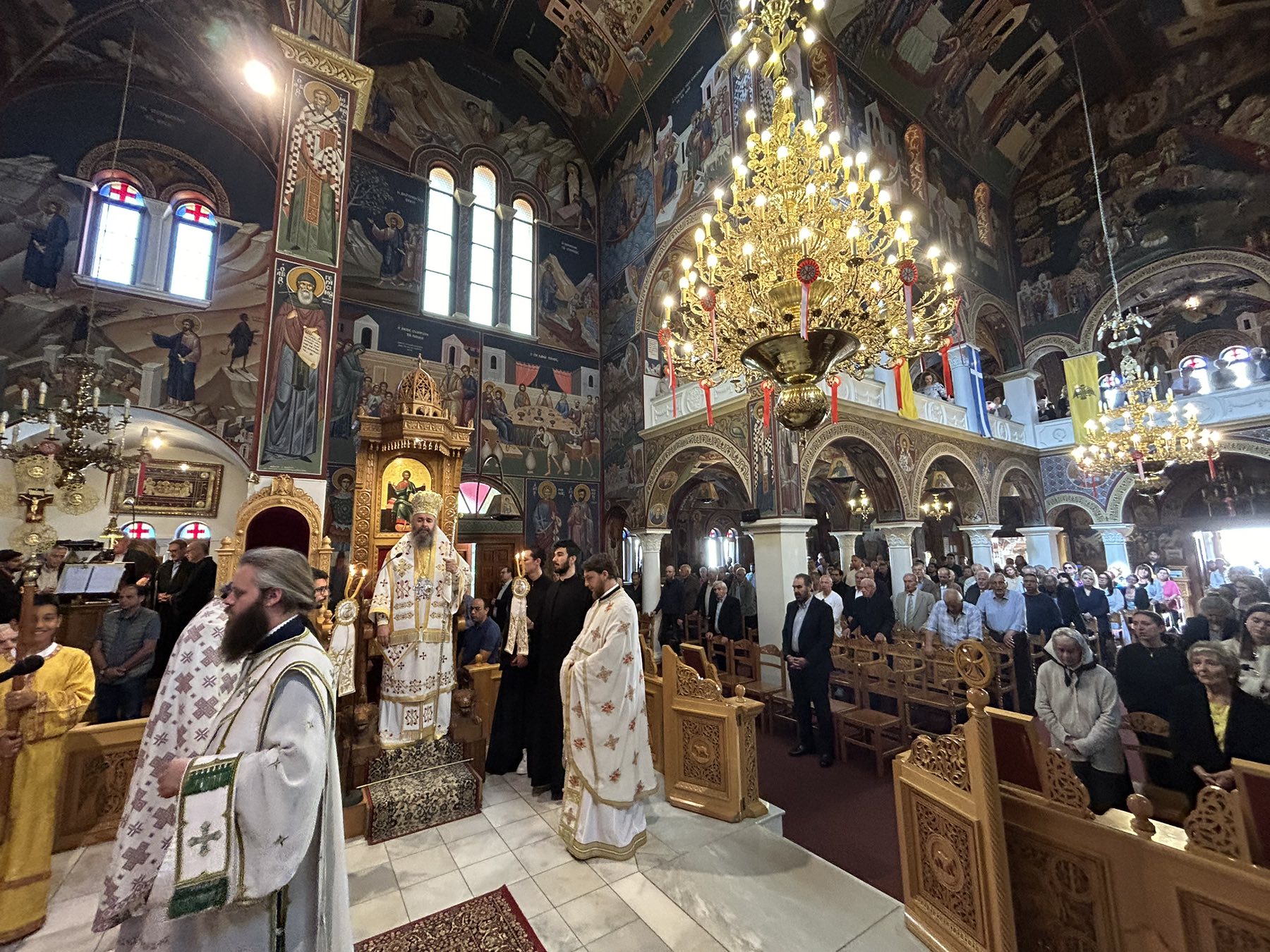 Η Κυριακή της Πεντηκοστής στη Φλώρινα - μια φωτογραφία 6